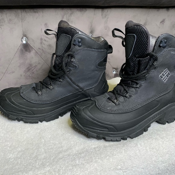 Columbia winter boots size 9 - Picture 3 of 5